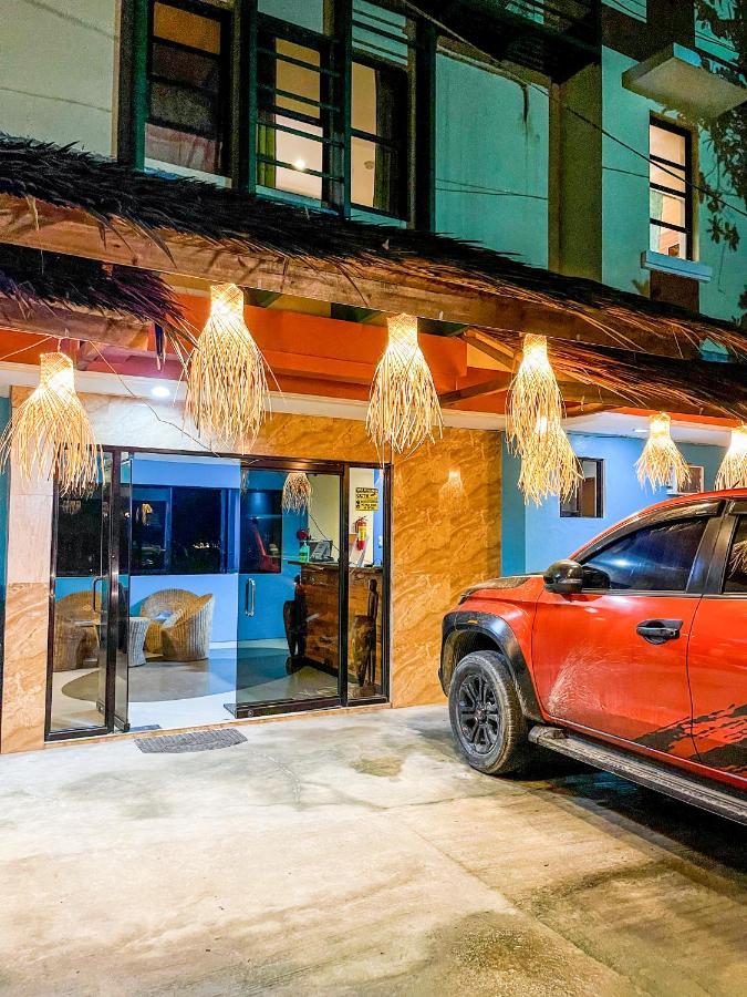 Amos Pili Tree Inn Powered By Cocotel إل نيدو المظهر الخارجي الصورة