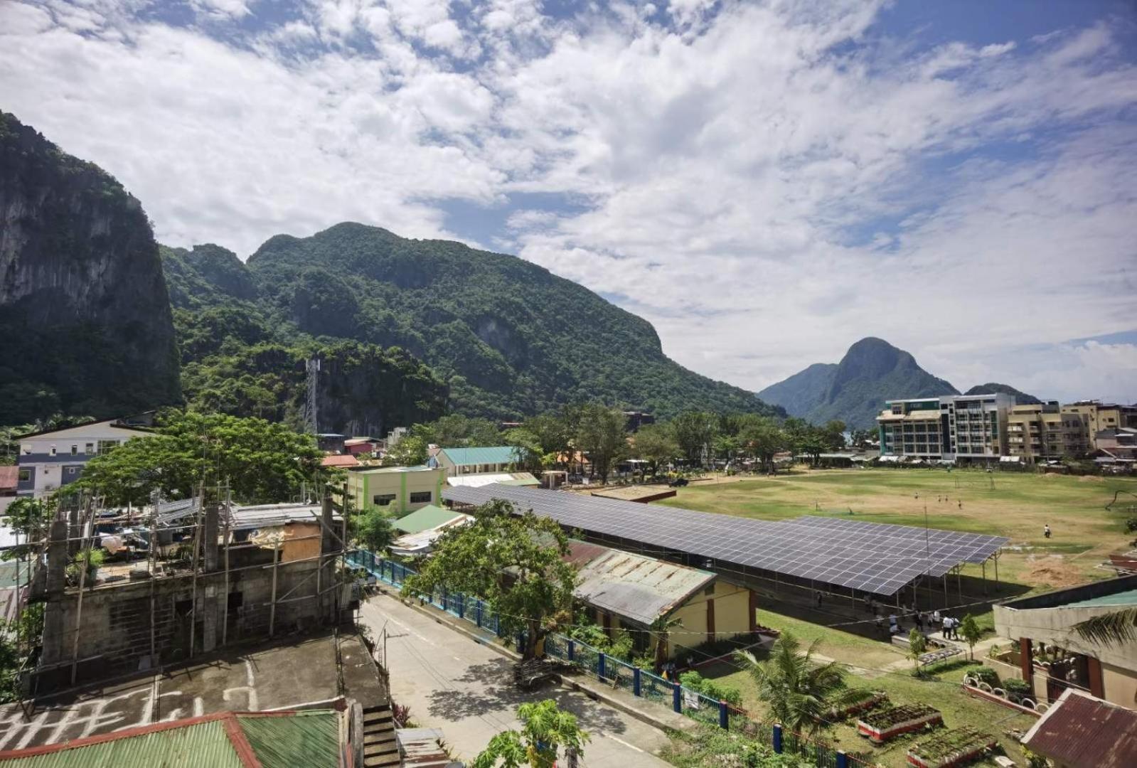 Amos Pili Tree Inn Powered By Cocotel إل نيدو المظهر الخارجي الصورة