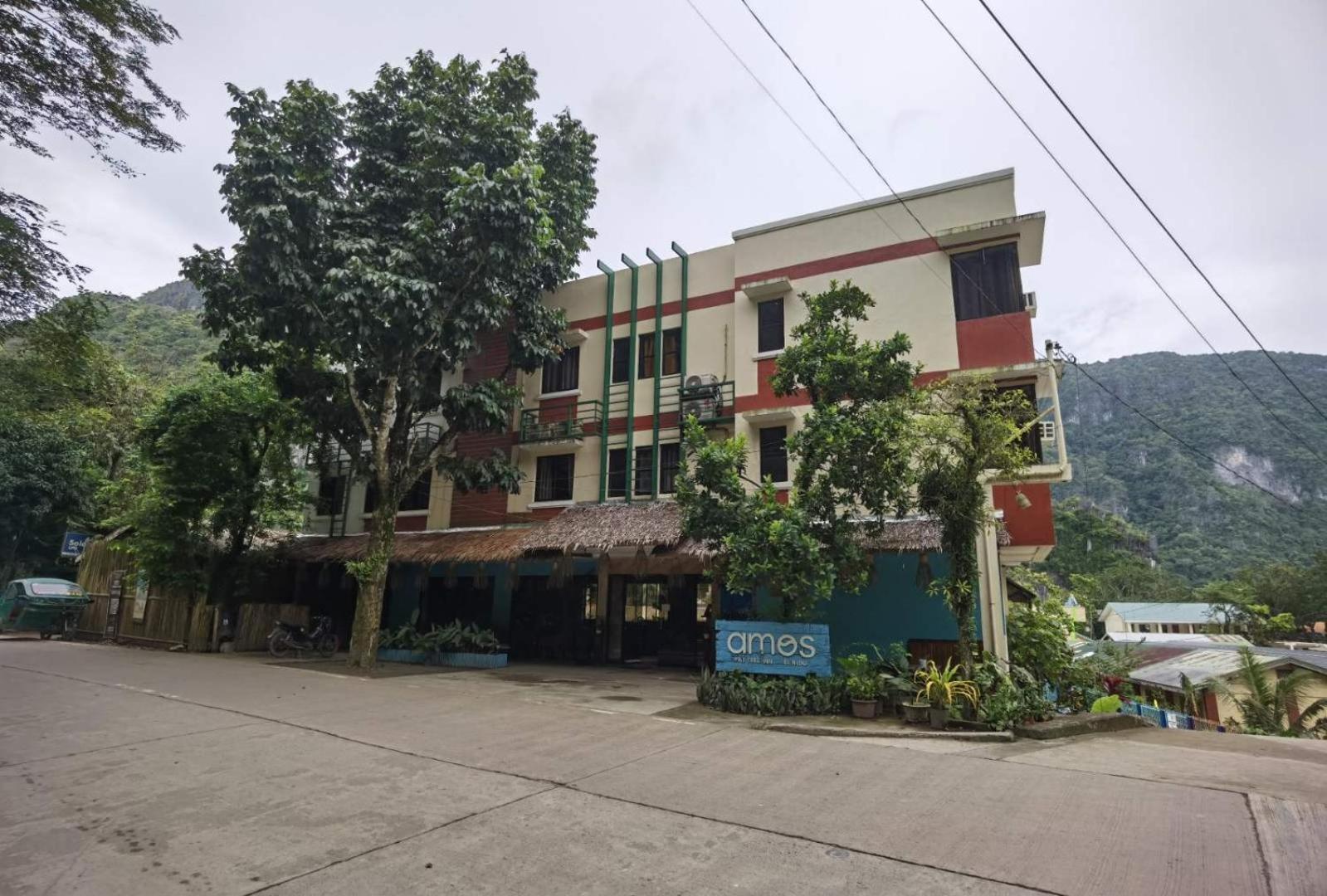 Amos Pili Tree Inn Powered By Cocotel إل نيدو المظهر الخارجي الصورة